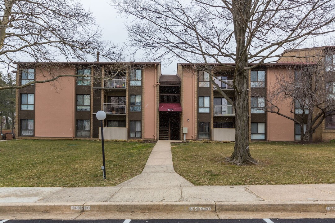 6079 Majors Ln in Columbia, MD - Building Photo