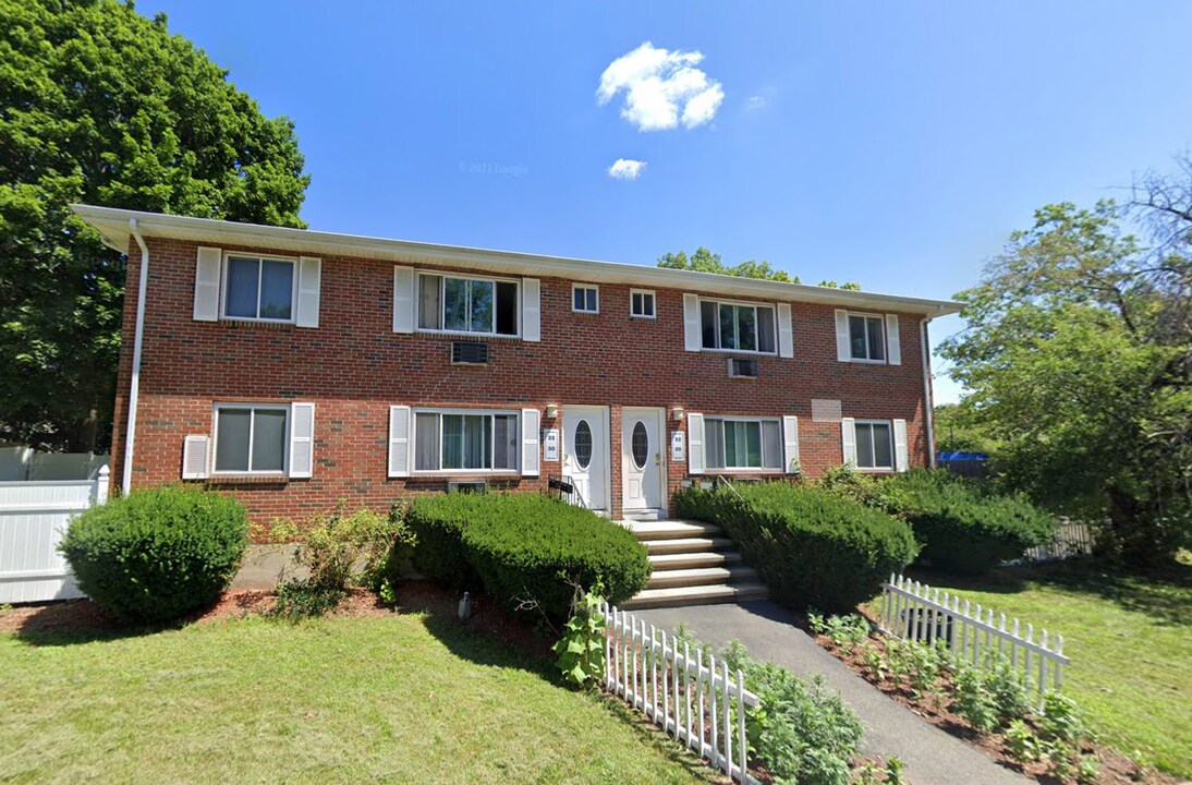 33 Oxford Cir in Belmont, MA - Building Photo