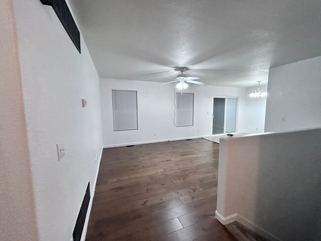 870 W Blakeland Dr in Pueblo West, CO - Building Photo - Building Photo