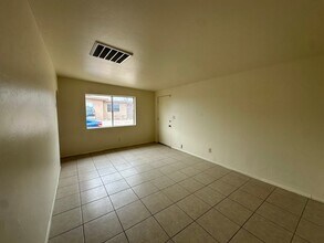 2814 N Fontana Ave in Tucson, AZ - Foto de edificio - Building Photo