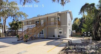5642 Windermere Dr in Jacksonville, FL - Building Photo