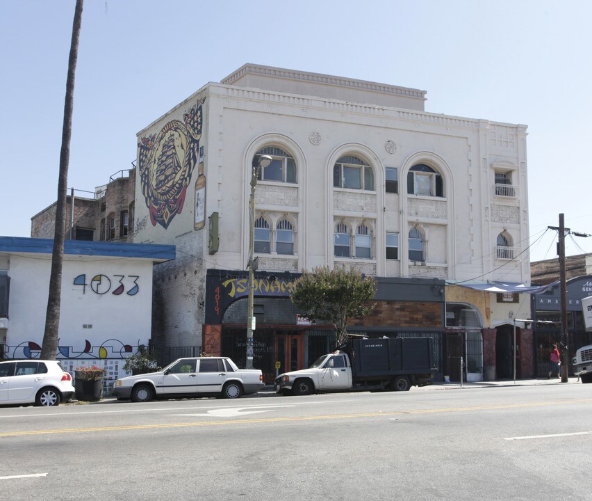 4013 W Sunset Blvd in Los Angeles, CA - Building Photo