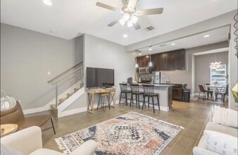 113 Bayou St in Lafayette, LA - Building Photo - Building Photo