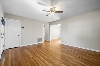 1934 Fine Ave in Knoxville, TN - Foto de edificio - Building Photo