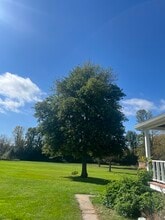 1239 Cumberland Head Rd, Unit B in Plattsburgh, NY - Building Photo - Building Photo