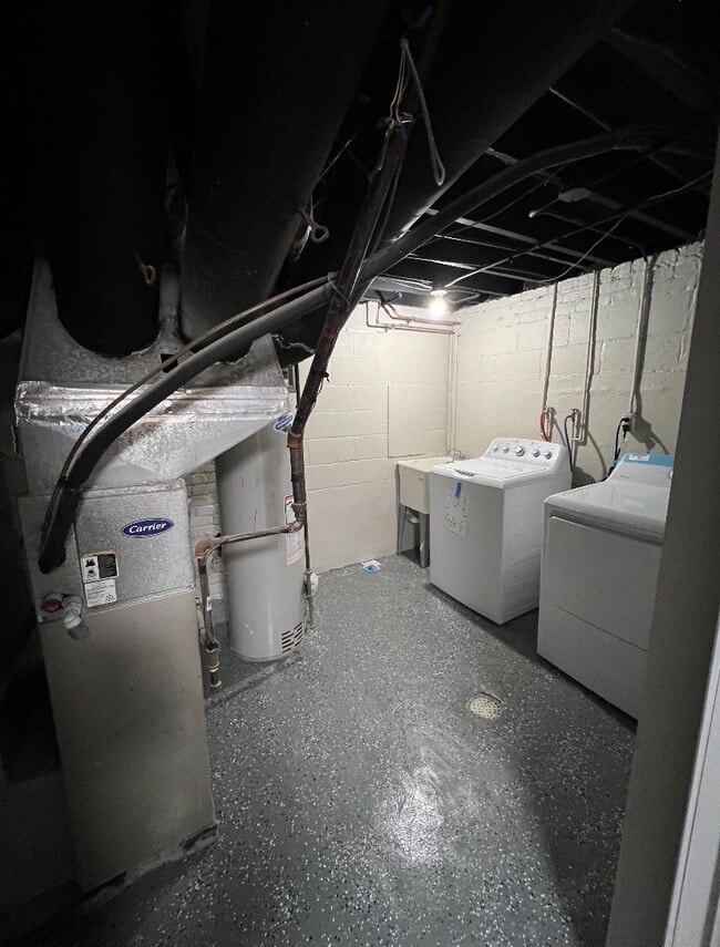 6023 Wallace Rd in Hammond, IN - Building Photo - Building Photo