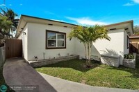 6118 SW 39th St in Miramar, FL - Building Photo - Building Photo