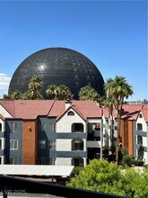210 E Flamingo Rd in Las Vegas, NV - Building Photo - Building Photo