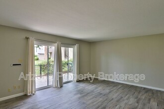 4358 N 36th St in Phoenix, AZ - Building Photo - Building Photo