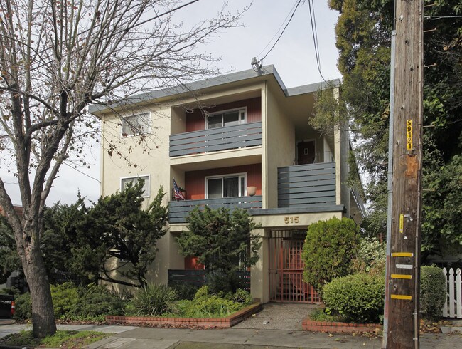 515 Vernon St in Oakland, CA - Foto de edificio - Building Photo