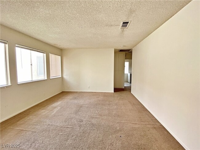 5340 Retablo Ave, Unit D in Las Vegas, NV - Building Photo - Building Photo