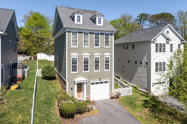 property at 545 Summerford Ln
