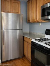 1127 Hoffman Ave in Royal Oak, MI - Building Photo - Building Photo