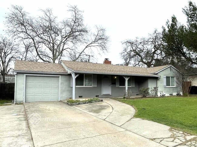 2305 Carlsbad Ave in Sacramento, CA - Building Photo - Building Photo