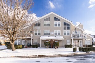 Woodbridge Condominium at Glenwood in Virginia Beach, VA - Building Photo