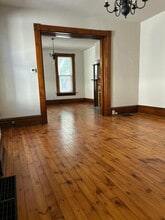 118 E Kossuth St in Columbus, OH - Building Photo - Building Photo