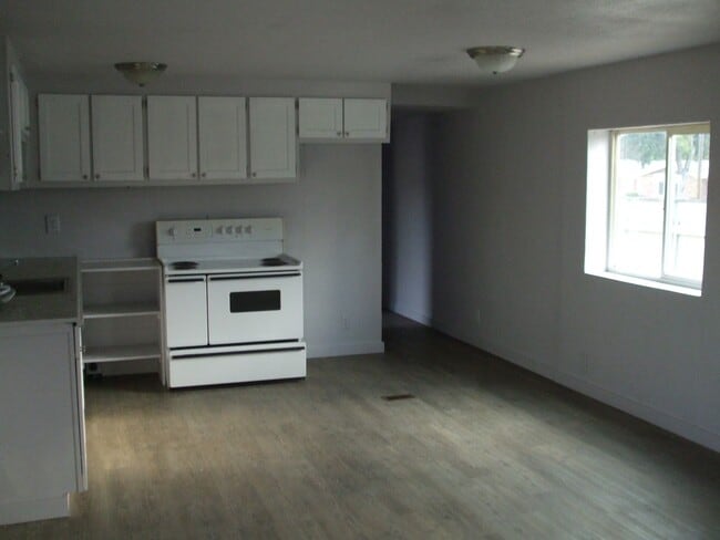 property at 10600 W Tahiti St