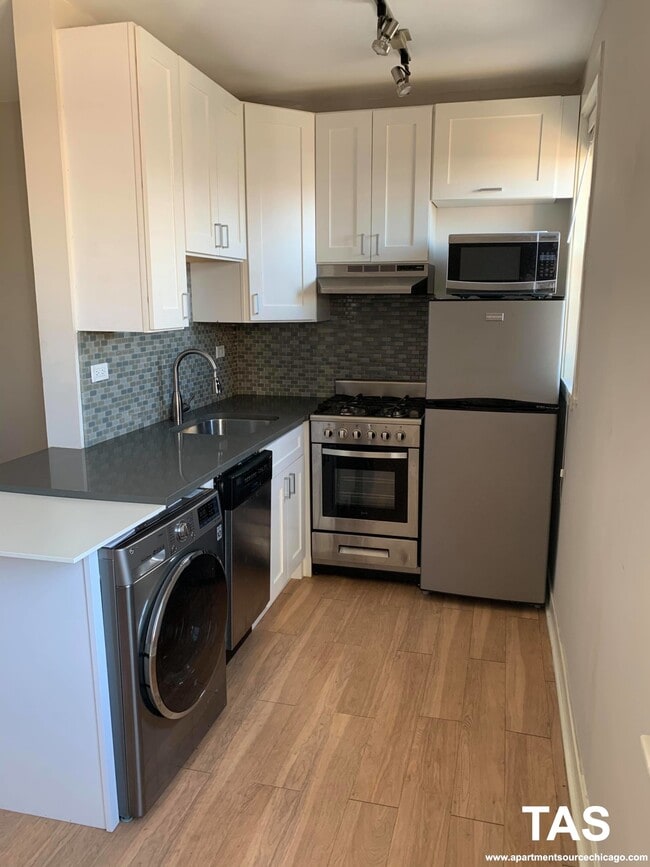 property at 511 W Belmont Ave