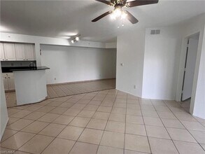 8235 Ibis Club Dr in Naples, FL - Building Photo - Building Photo