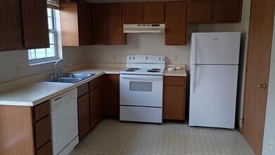 3050 Colony Ln in Springfield, OH - Building Photo - Building Photo