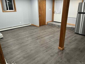 27 Blydenburgh Rd in Centereach, NY - Building Photo - Building Photo