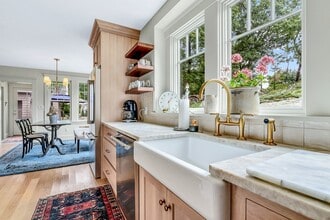 17 Atlantic Ave in Cohasset, MA - Building Photo - Building Photo