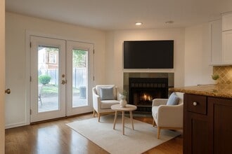 912 Crain St in Evanston, IL - Building Photo - Building Photo