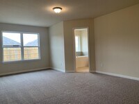 2039 Dade Loop photo'