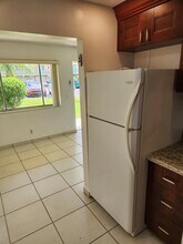 600 Village Green Ct in Palm Springs, FL - Building Photo - Building Photo