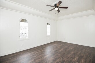 4570 W Adams Blvd, Unit 4570 in Los Angeles, CA - Building Photo - Building Photo