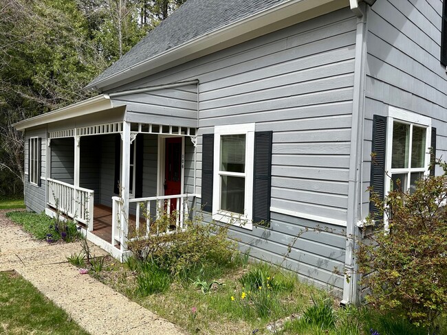 106 Prospect St in Nevada City, CA - Building Photo - Building Photo