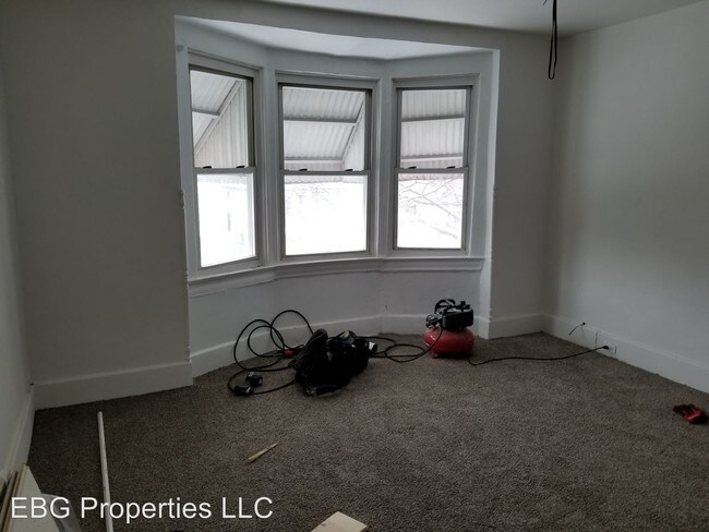 1215 Louise St in Munhall, PA - Building Photo - Building Photo