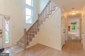 56 W Windrose Dr in Richboro, PA - Building Photo - Building Photo