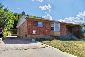 47 Newport Cir in Colorado Springs, CO - Foto de edificio - Building Photo