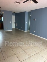 2675 Lake Haven Rd in West Palm Beach, FL - Building Photo - Building Photo