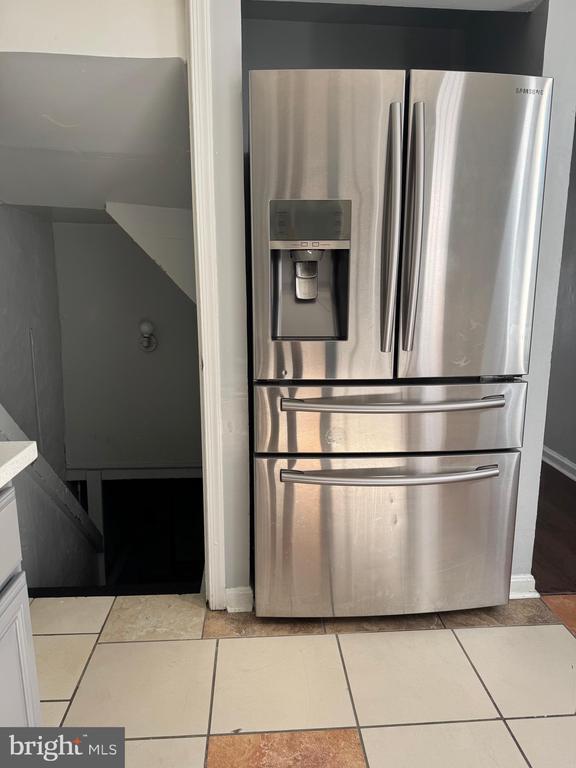 property at 224 N Mount St