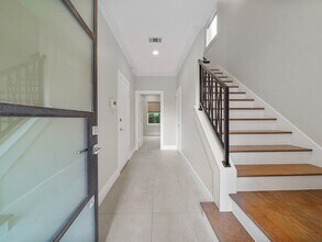 1512 Thompson St in Houston, TX - Building Photo - Building Photo