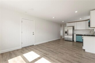 30 Danby St in Providence, RI - Building Photo - Building Photo