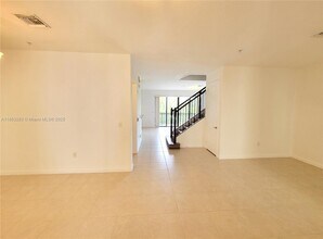 2955 NW 126th Ave in Sunrise, FL - Building Photo - Building Photo