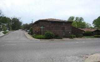 1111 N Walnut St in Bloomington, IN - Building Photo