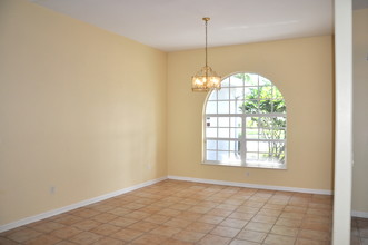 4040 8th Ln in Vero Beach, FL - Building Photo - Building Photo
