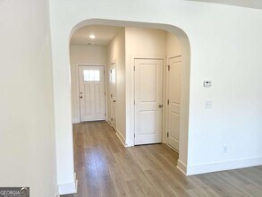 5859 Greystone Dr in Lithonia, GA - Building Photo - Building Photo