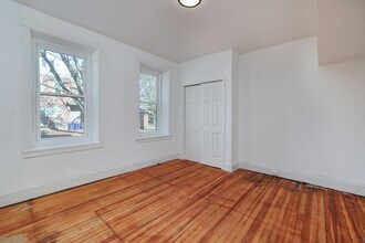 220 Central Ave-Unit -Unit 2 in Cheltenham, PA - Building Photo - Building Photo