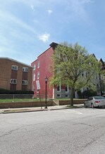 2304 Eutaw Pl in Baltimore, MD - Foto de edificio - Building Photo