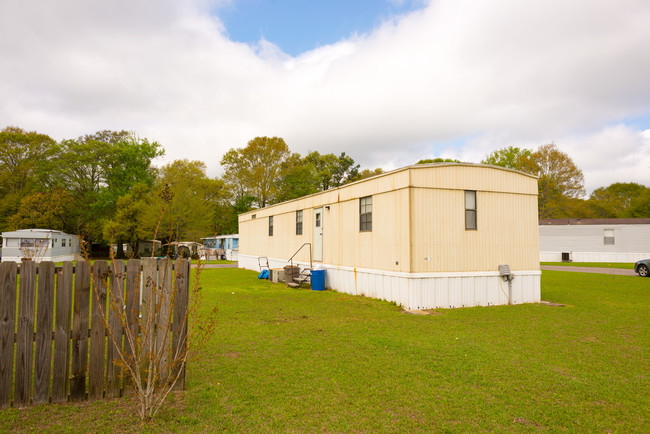 7701 Old Pascagoula Rd in Theodore, AL - Building Photo - Building Photo