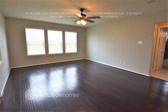 1196 Colt Creek Ct in Alvin, TX - Building Photo - Building Photo