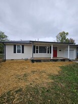 2821 E 14th St in Joplin, MO - Building Photo