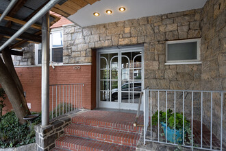 100 Park Ter W in New York, NY - Foto de edificio - Building Photo