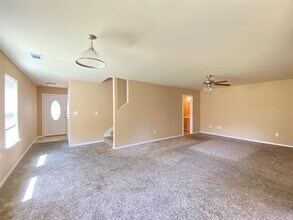 721 Prairie Creek Dr in Princeton, TX - Foto de edificio - Building Photo