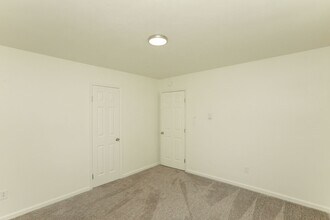 8104 Turner Rd in Norfolk, VA - Building Photo - Building Photo